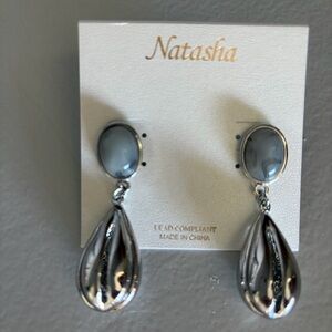 Natasha Couture Silver and Gray Drop Pierced Post Dangle Earrings NWT NEW